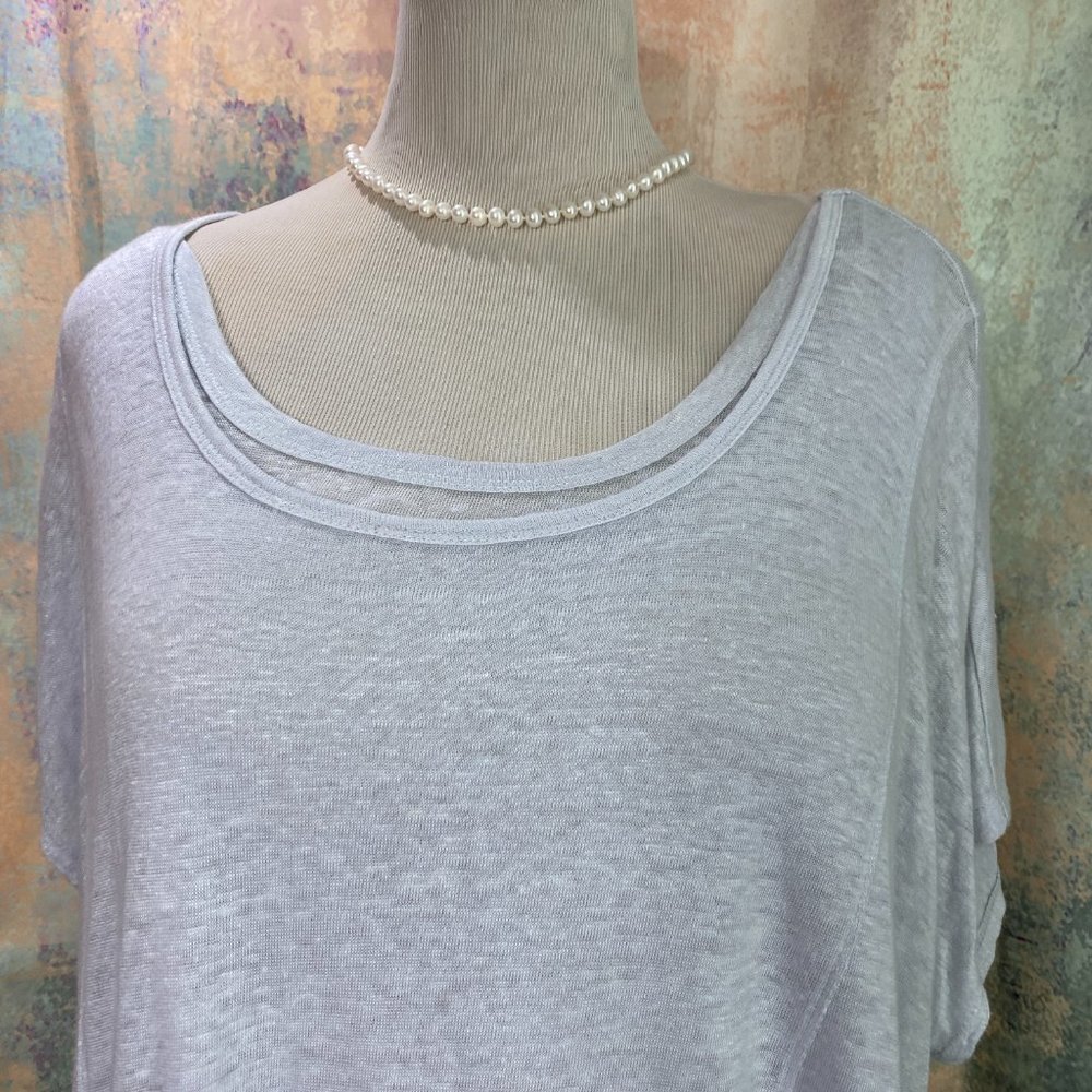 📌Philosophy Light Gray Linen Top & Tank top under - Picture 10 of 14